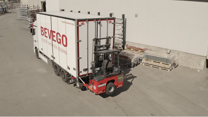 From One Job to the Next with the PALFINGER FLC 253 Truck Mounted Forklift 