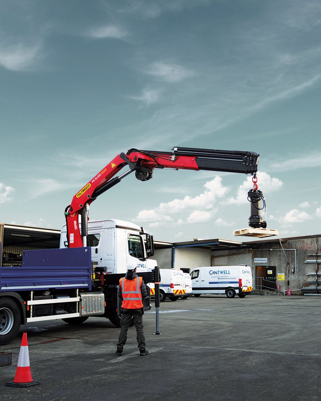 palfinger_loader_cranes_pk21501_sld3_Palfinger Crane Shoot-13.jpg