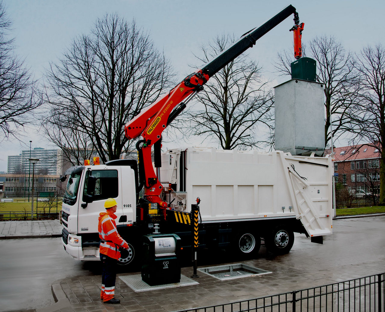 PALFINGER Ladekran PK23501 Abfallcontainer-Handhabung