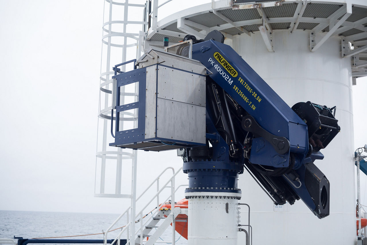 10-11.12.2016 Testing of Palfinger Crane on the Vestalnd Cygnus at Baltic sea. 

Photo Timelineproduction.pl