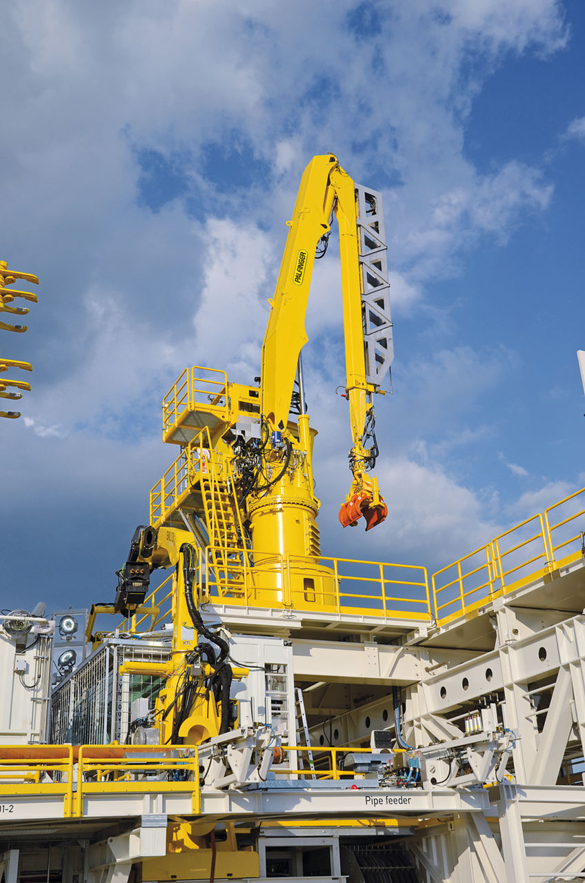 Knuckle boom crane