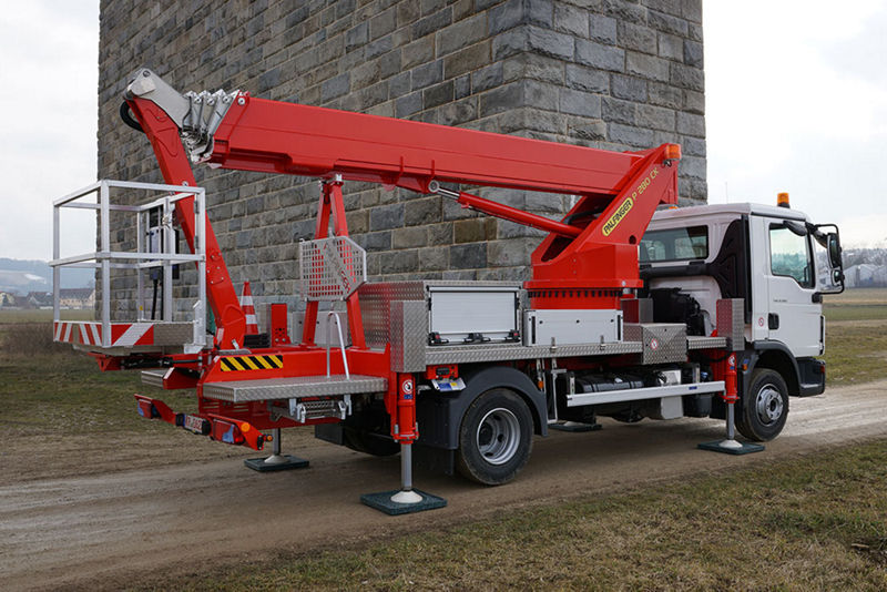 PALFINGER präsentierte Allradlösungen auf der demopark 2019 
