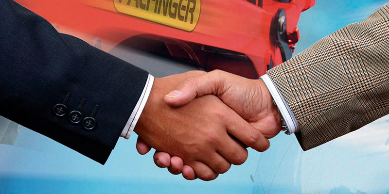 SEU GUINDASTE USADO NA TROCA  POR UM NOVO PALFINGER