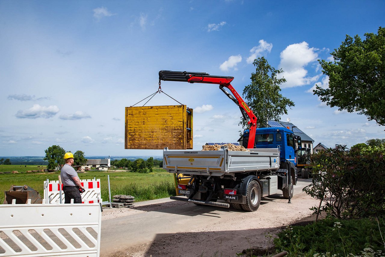 PK-11001-sld (2).jpg