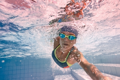 speedo tinted swim goggles