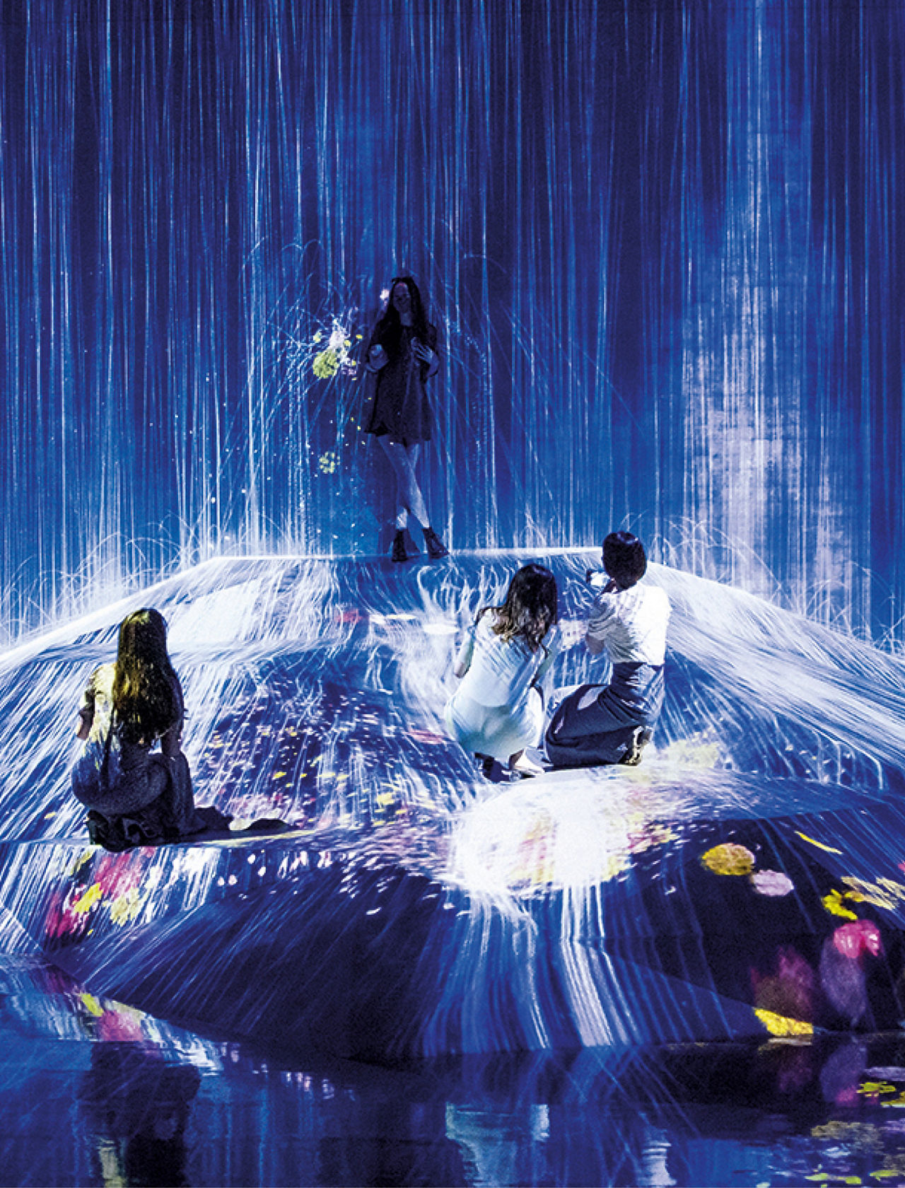 Japanese Art Collective TeamLab Is Bringing Its High-Tech Immersive Art  Experiences to New York