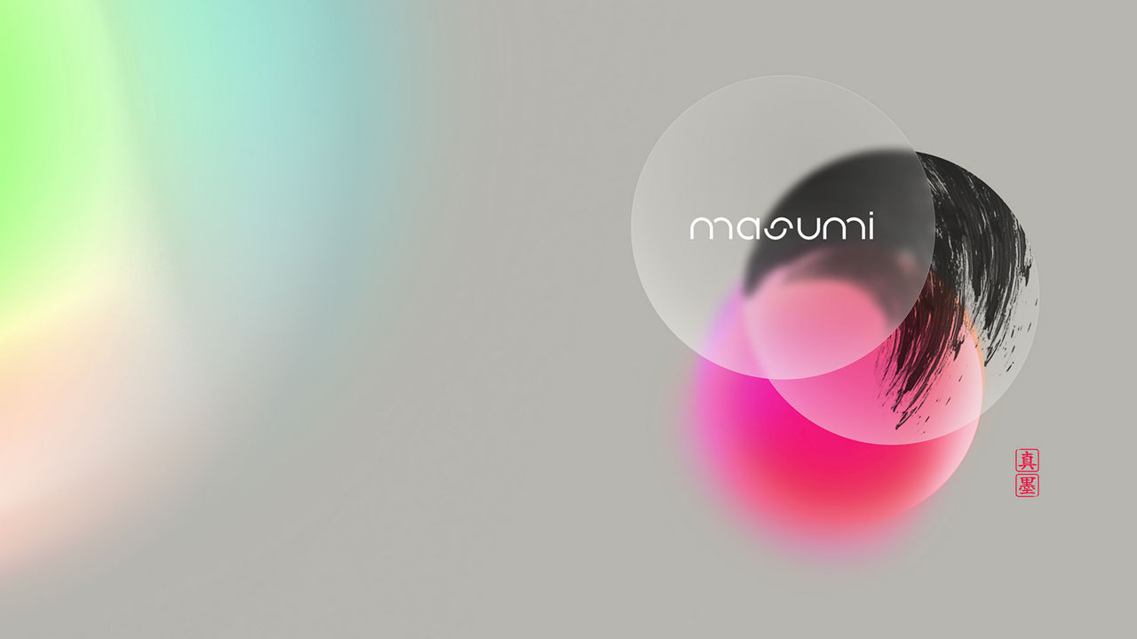 Abstrakte Grafik mit verschwommenen Farbverläufen in Grün, Pink und Grau, überlagert von transparenten Kreisen mit dem Text "masumi" und japanischen Schriftzeichen unten rechts.