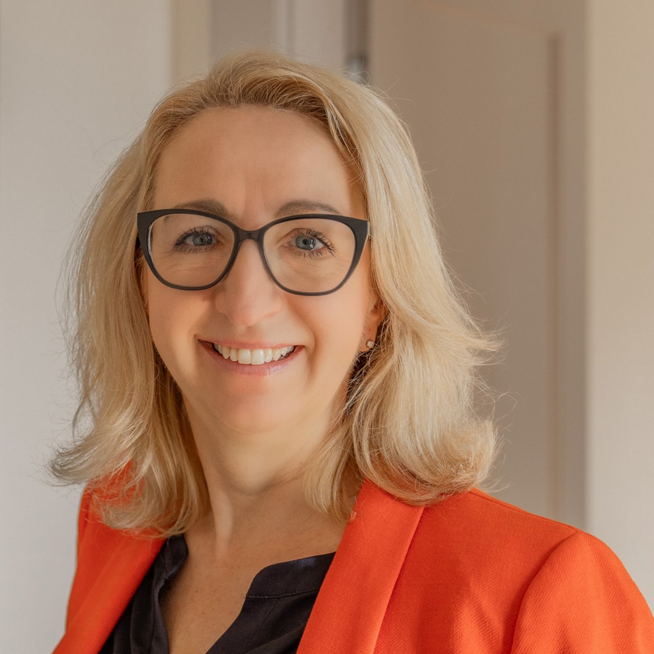 Dr. Patricia Widmer
