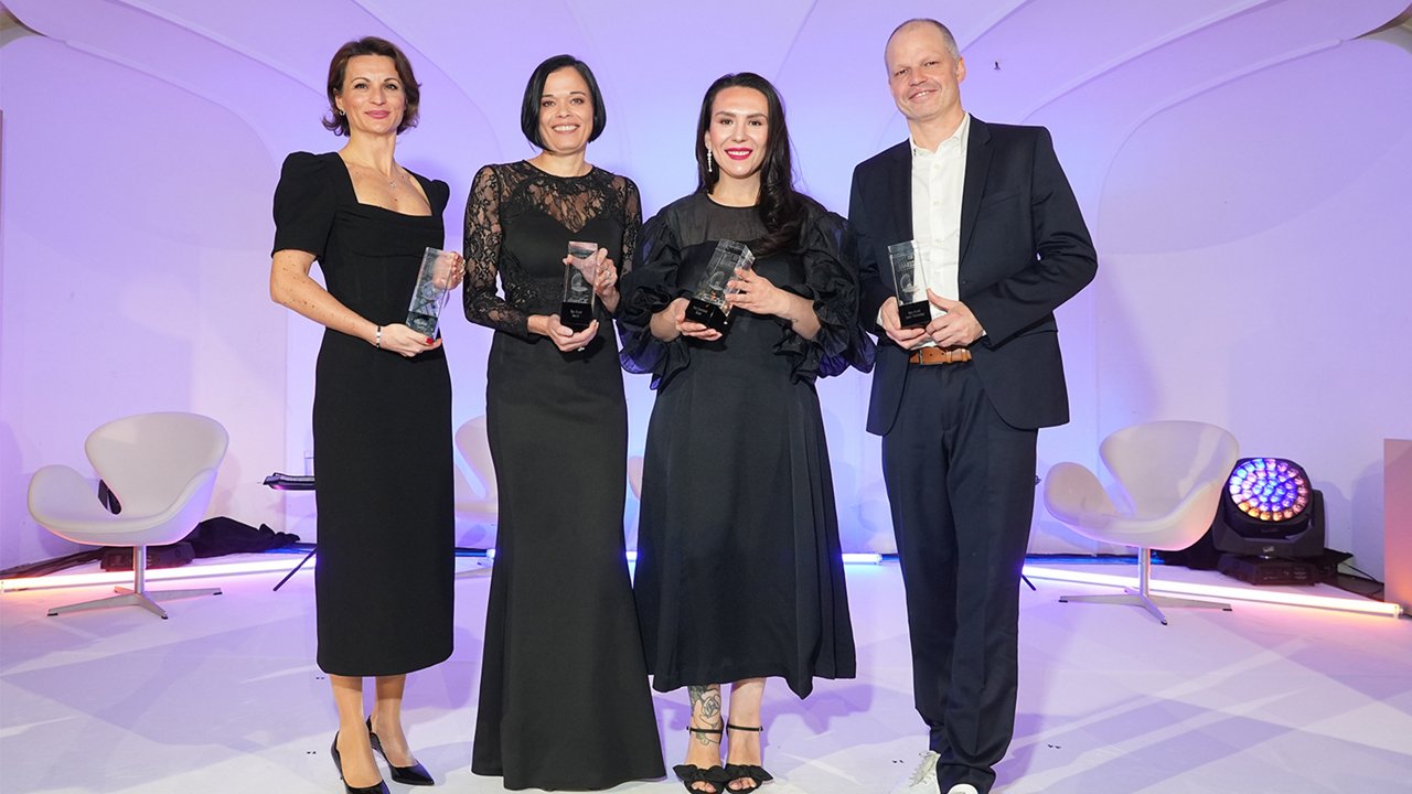 Four award winners present their awards on stage at the awards ceremony Best Brands 2026.