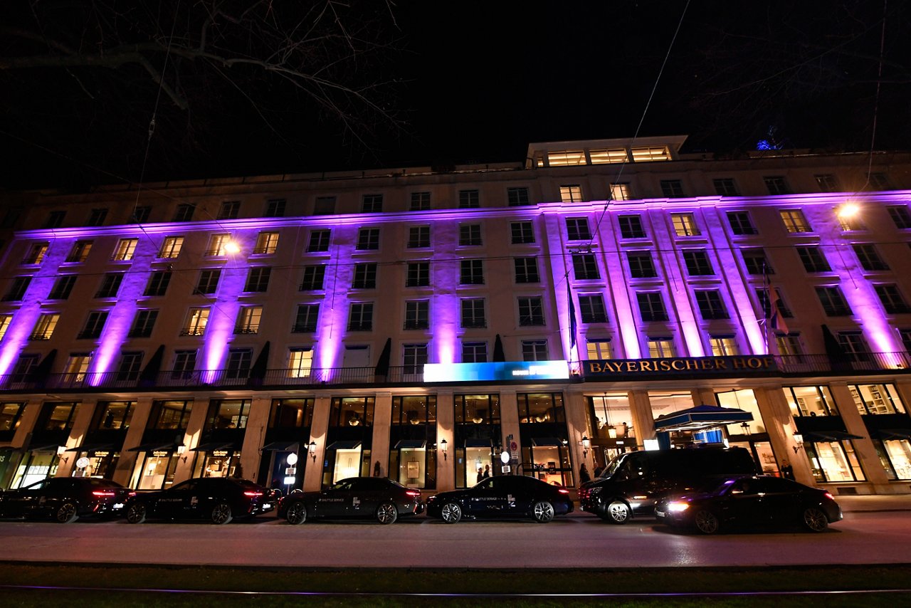 Aussenansicht, Location
/ Verleihung der Best Brands Awards 2024 im Hotel Bayerischer Hof in München am 27.02.2024 
/ Foto: BrauerPhotos / S.Brauer für Best Brands