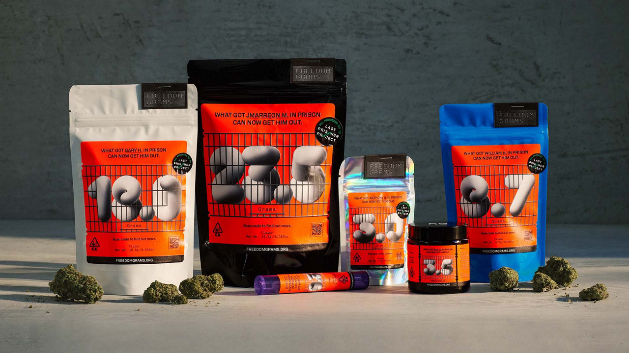 Different packaging of the Aroya Freedom Grams