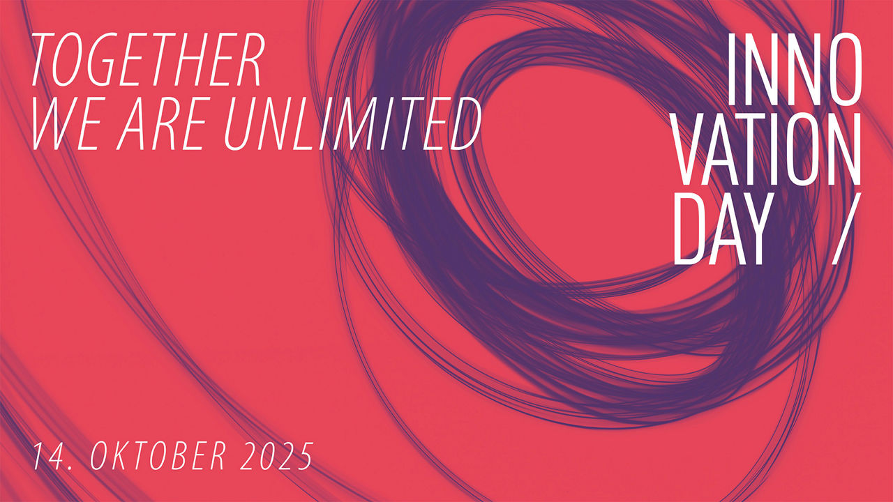Grafisches Event-Visual in Rot mit geschwungenen, violetten Linien. Links oben in weißer Schrift: ‚TOGETHER WE ARE UNLIMITED‘. Rechts groß und vertikal gesetzt: ‚INNOVATION DAY /‘. Unten links das Datum: ‚14. Oktober 2025‘.