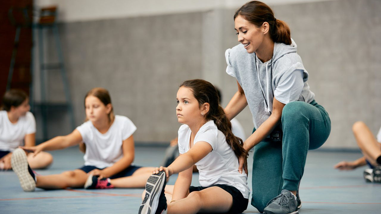 Sportunterricht mit Sportlehrerin
