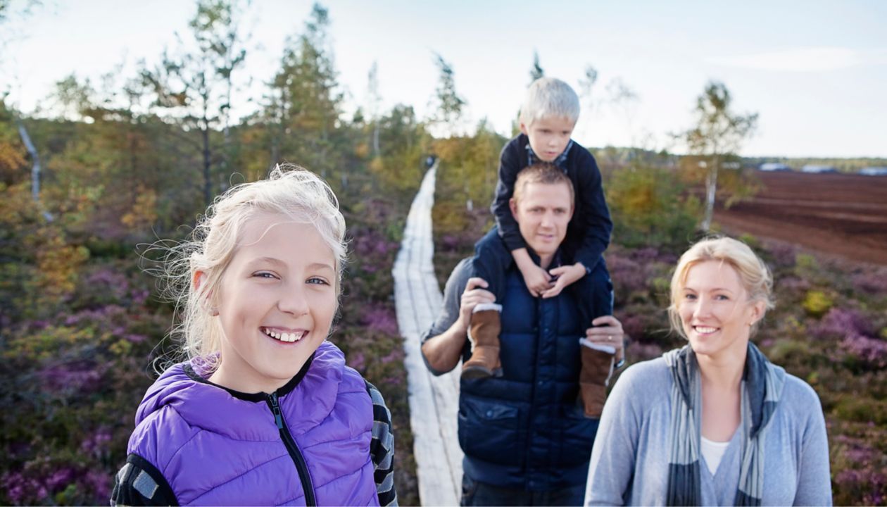 Family hiking in march - restricted use - Creator: Reinis Hofmanis