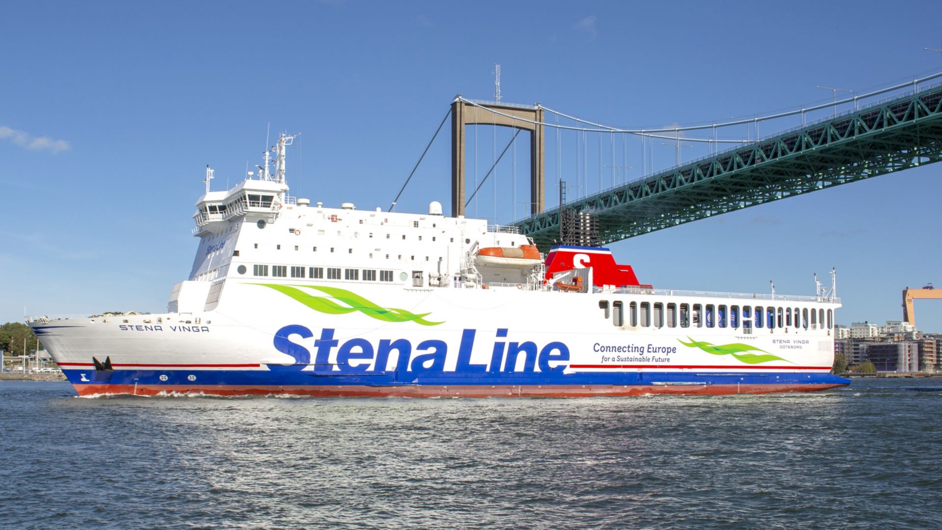 Stena Vinga ferry en el mar