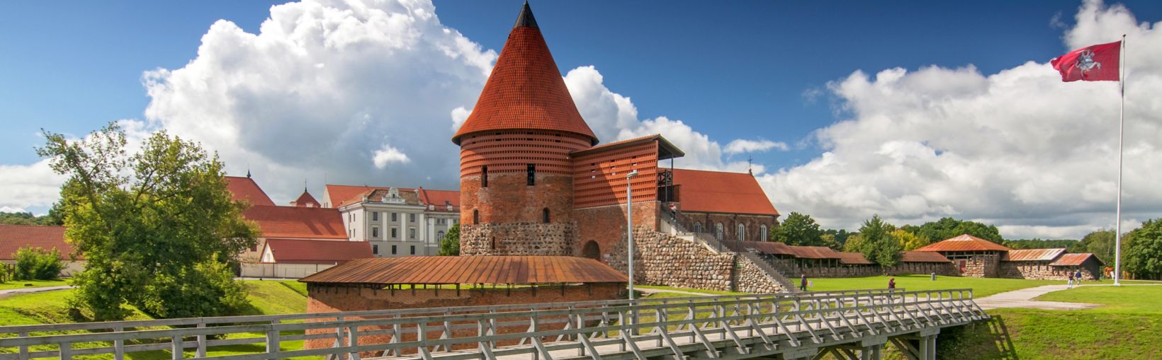 Gotikinio stiliaus Kauno pilis, pastatyta XIV a. viduryje. Kaunas, Lietuva.
