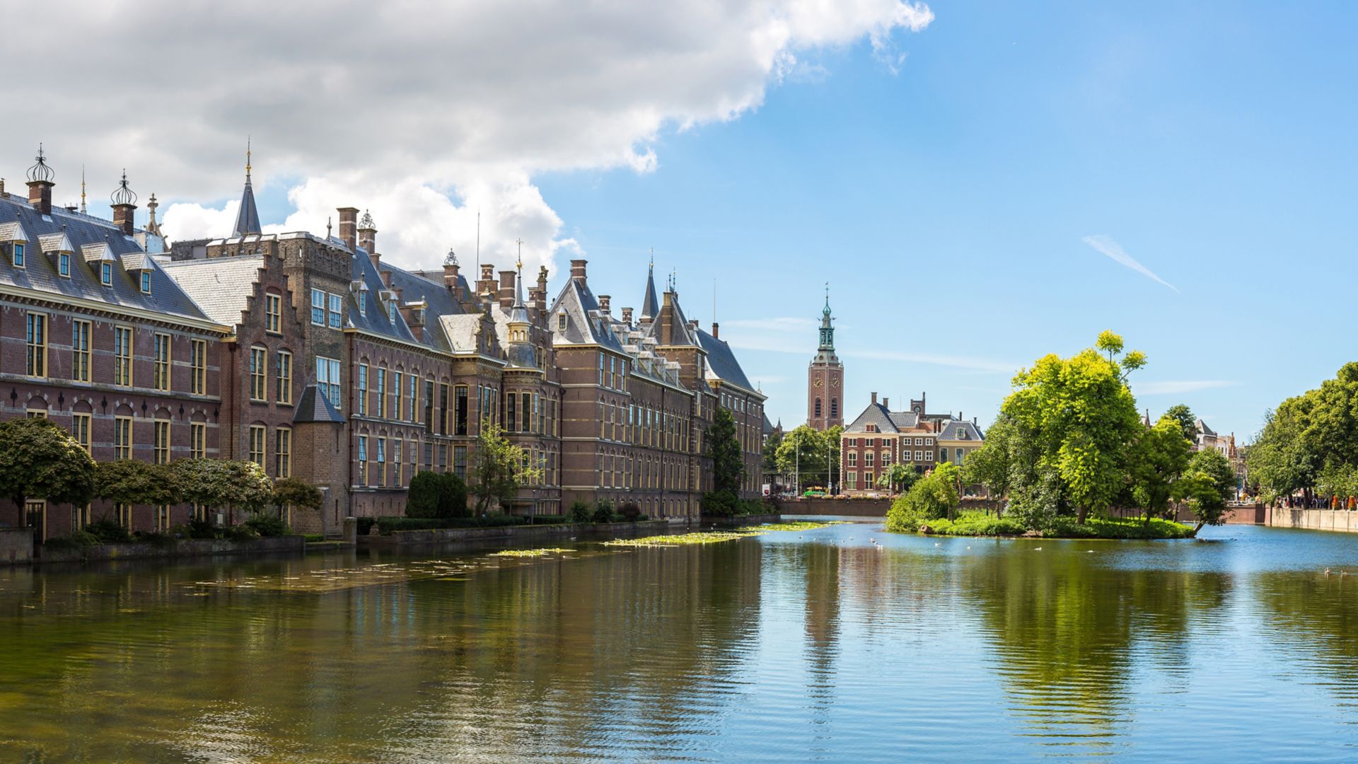 Binnenhof palace, dutch parliament in Hague in a beautiful summer day, The Netherlands