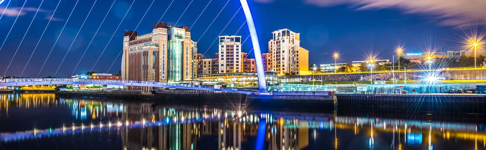 Gateshead millennium bridge