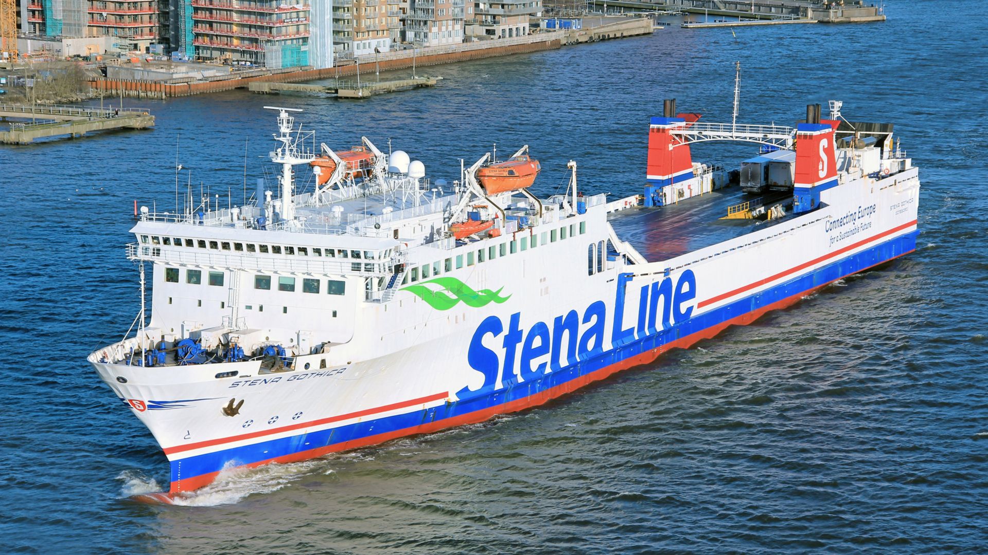 Stena Gothica veerboot verlaat de haven