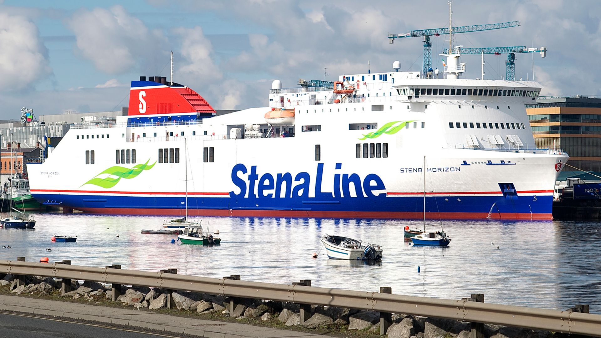Le ferry Stena Horizon amarré au port