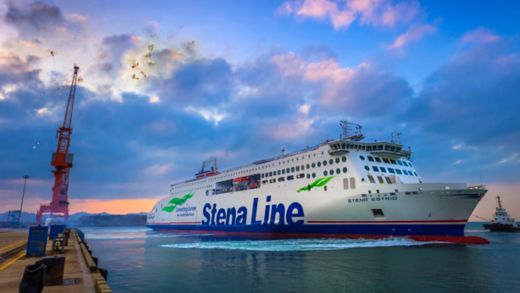 Stena Estrid ferry leaving the port