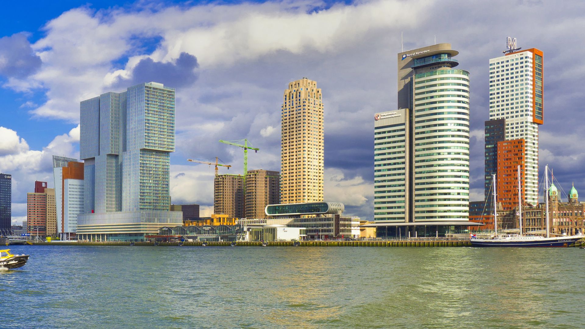 Río Nieuwe Maas, arquitectura moderna, Rotterdam, Holanda, Países Bajos, Europa