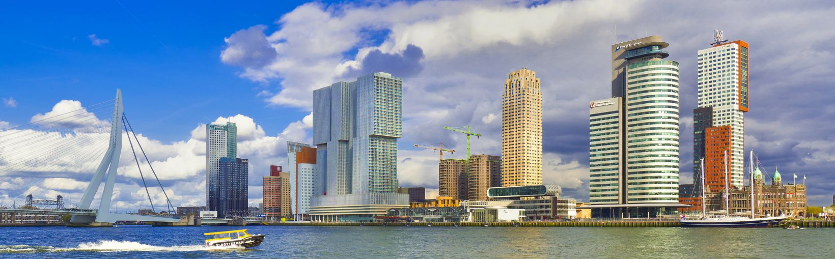 Nieuwe Maas River, Arquitectura moderna, Rotterdam, Holanda, Países Bajos, Europa