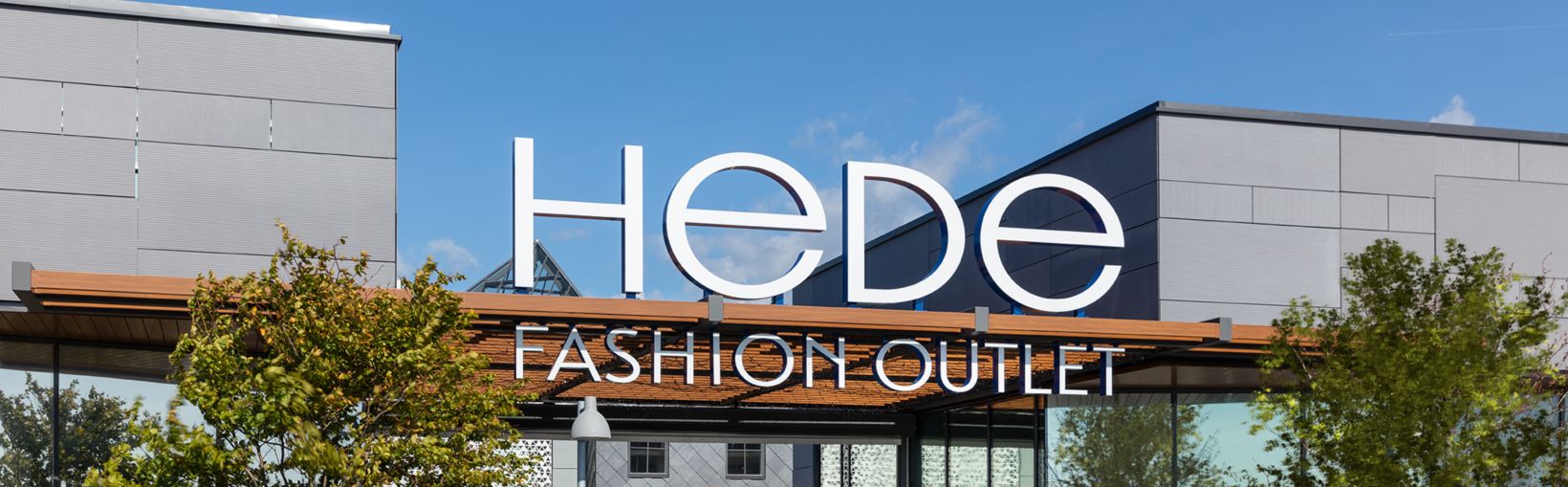 Indgang til Hede Fashion Outlet, Kungsbacka