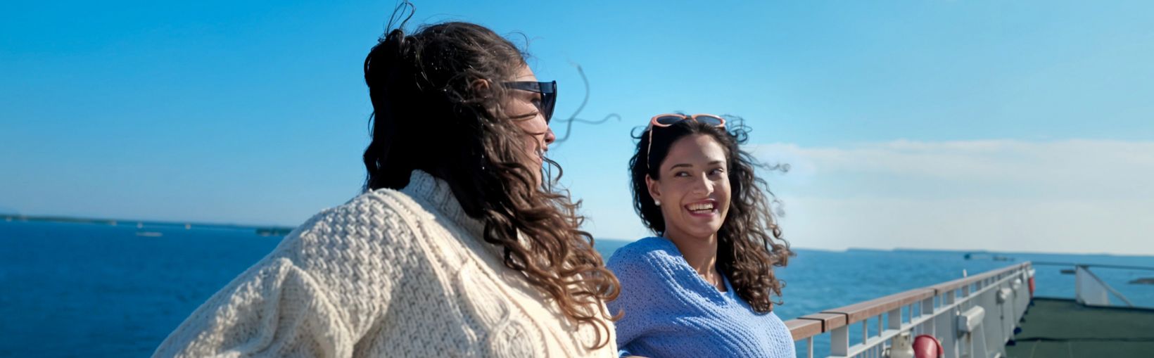 /content/dam/stenaline/en/images/service/20241220_Women_are_talking_on_the_ferry_deck.jpg