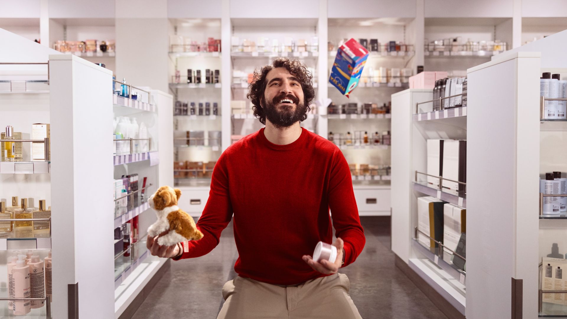 the Stena Line Way campaign - man juggling in the shopping