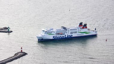 Skåne approaching Rostock Port