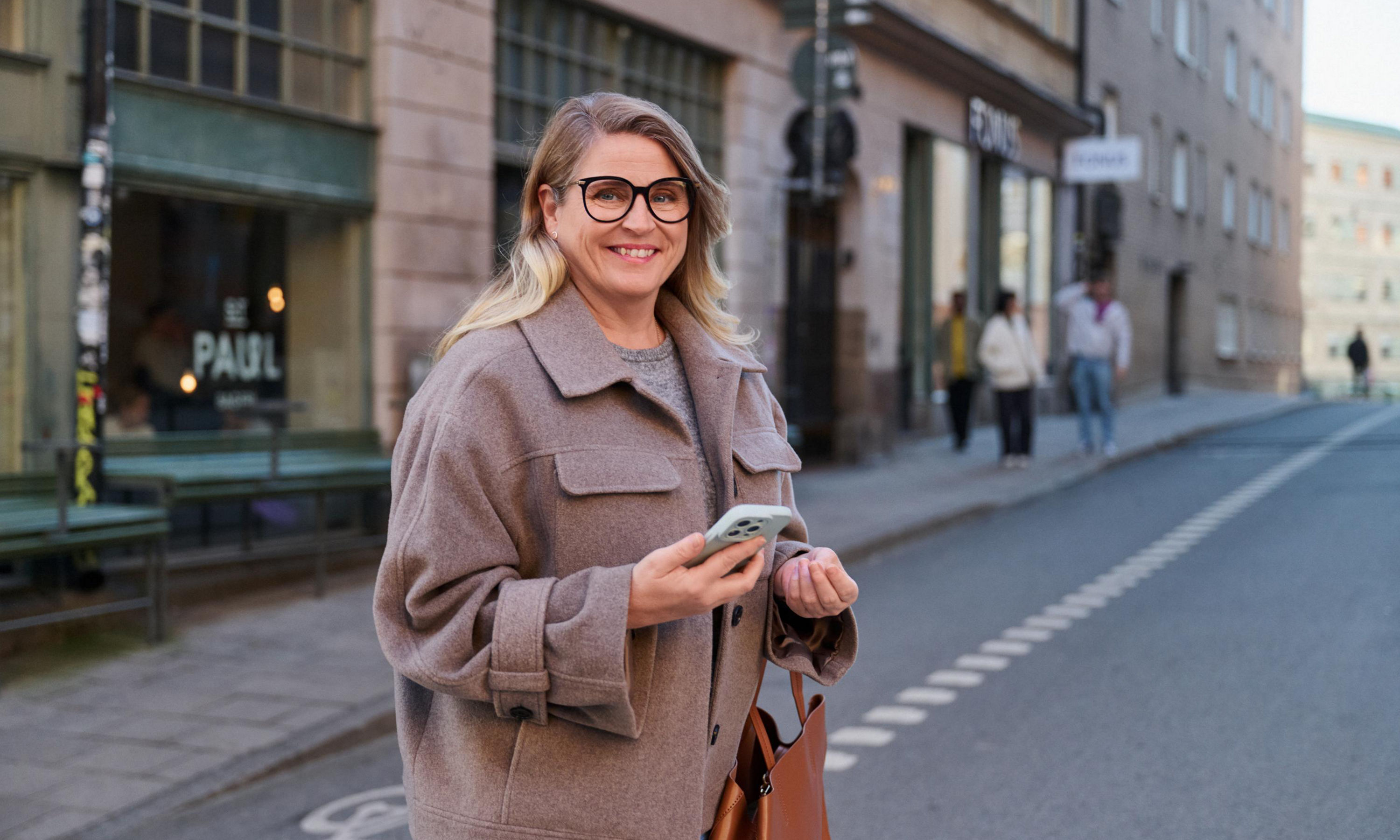 Betala med kreditkort – Vilka fördelar finns? Vad är kreditkort?  Kreditkortsskolan | Swedbank