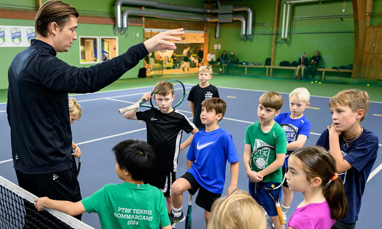 RF-SISU (Riksidrottsförbundet och SISU Idrottsutbildarna) utvecklar och stöttar regionens idrottsrörelse genom utbildning och värdegrundsarbete i nära samarbete med lokala föreningar