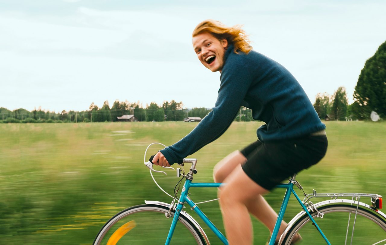 glad man cyklar