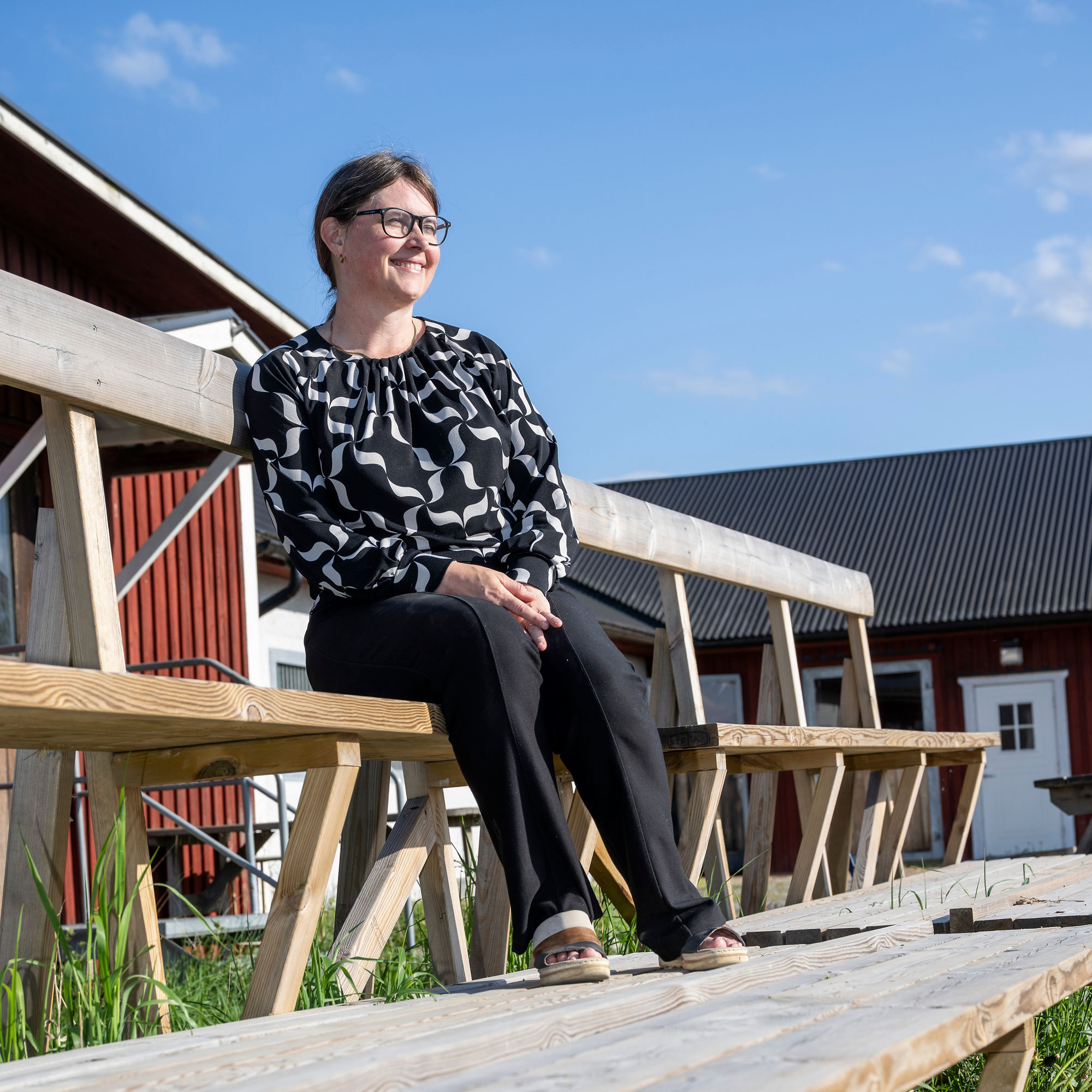 Sara Frank sittandes på den nya läktaren