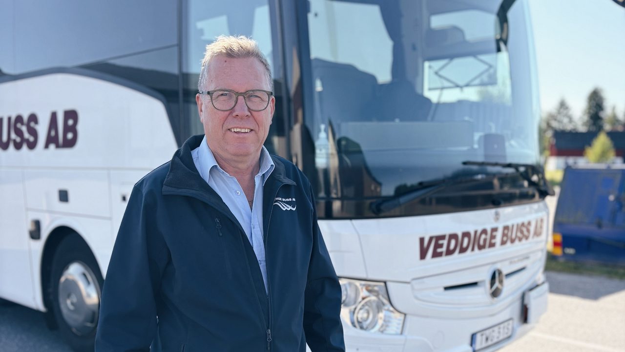 Ett foto på Hans-Olof från Veddige Buss