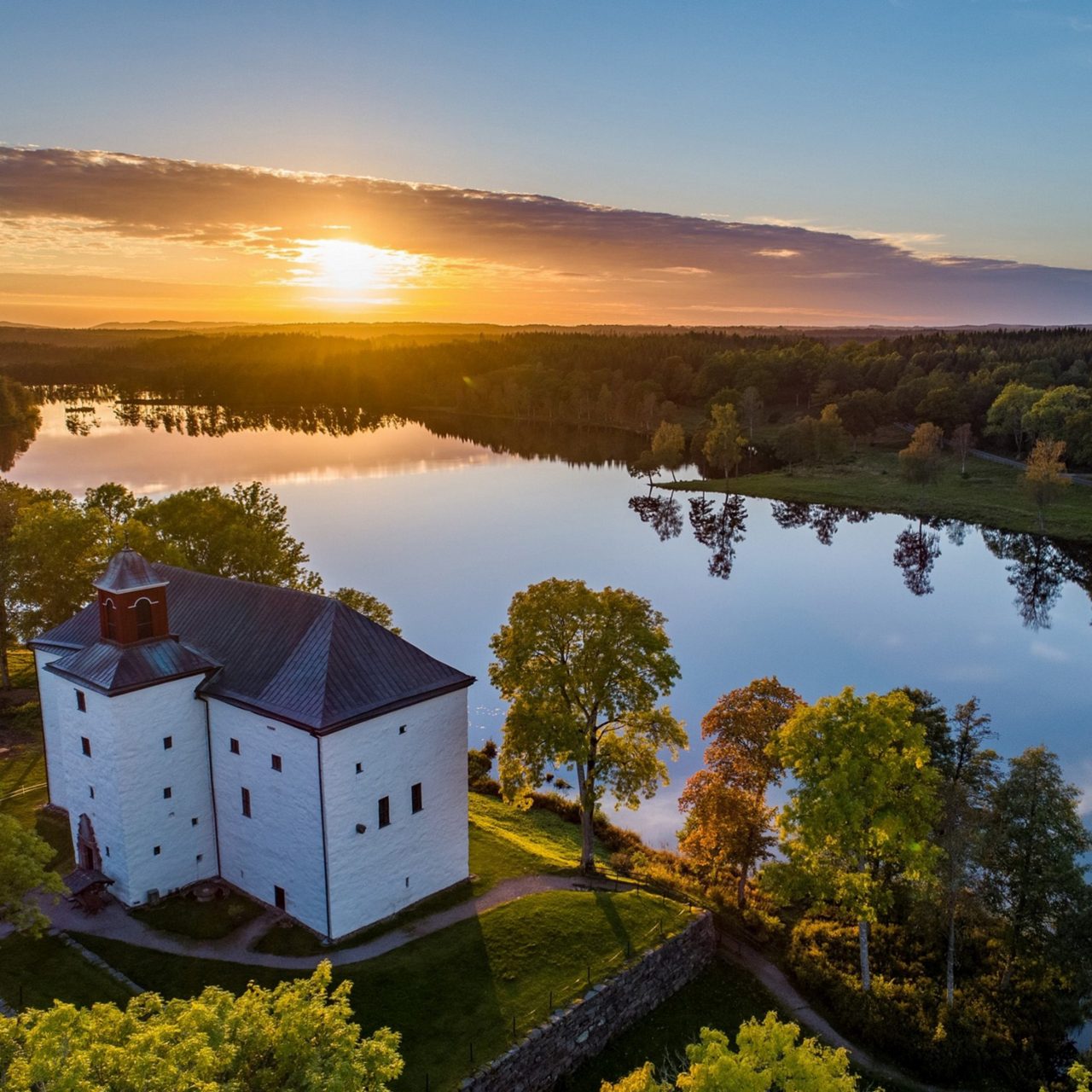 En bild på Torpa Stenhus i Länghem