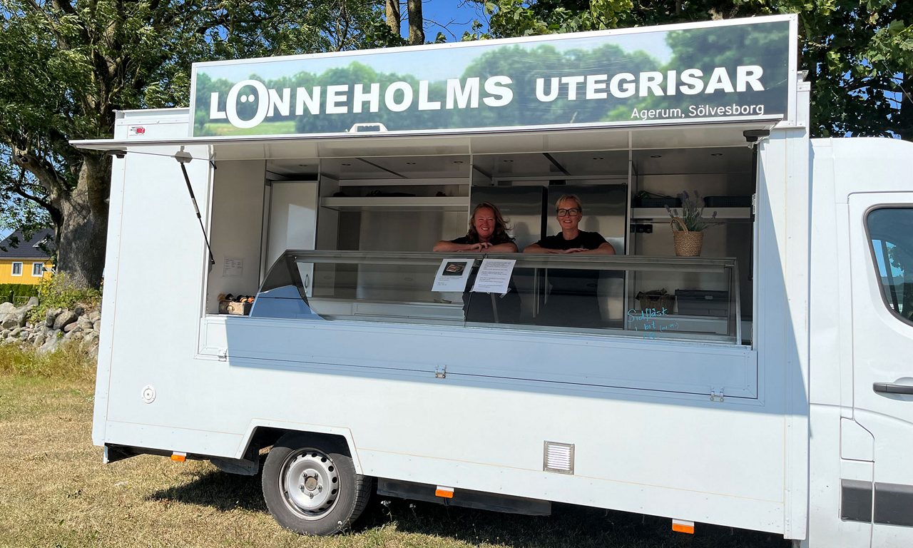 Lönneholms försäljningsbil.