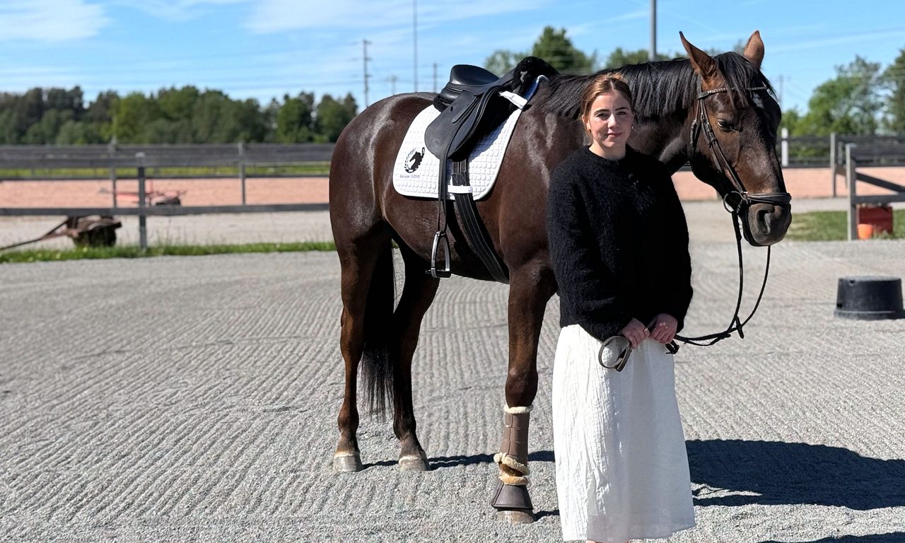En häst och en kvinna