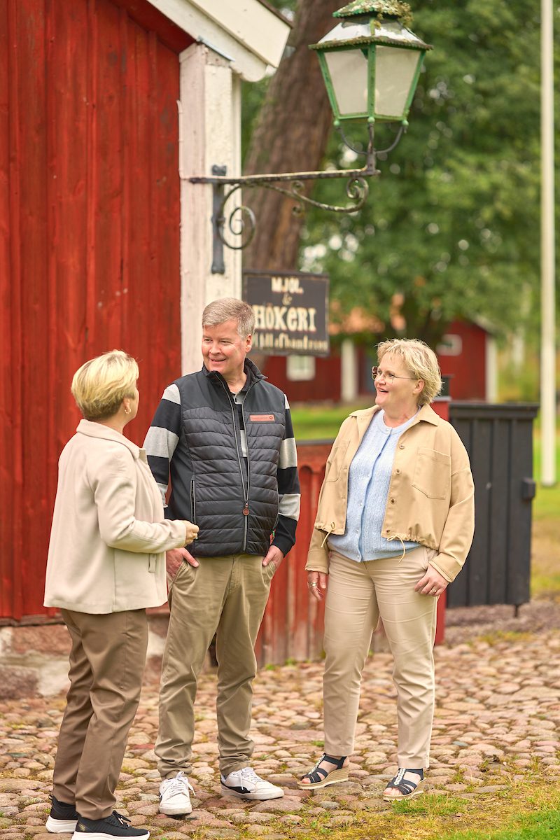 Marianne, Peter och Berit utemiljö