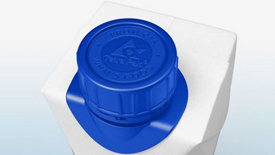 Blue cap with Tetra Pak logotype, DreamCap™ 26