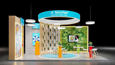 Estande da Tetra Pak na NaturalTech 2025, destacando soluções sustentáveis e embalagens inovadoras, com design colorido e vegetação.