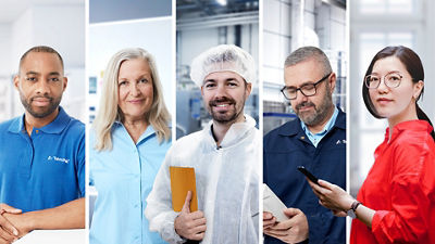 Five experts next to each other