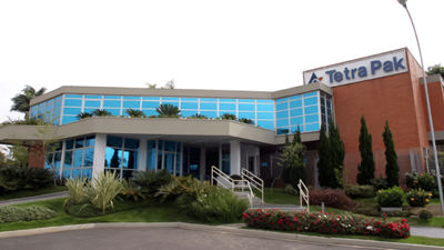 Fachada da fábrica de Monte Mor