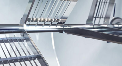 Unique knife & frame design