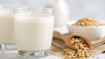 玻璃和粒子中的牛奶