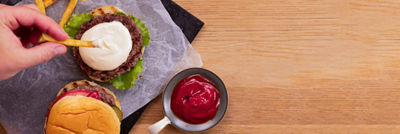 Hamburger with many condiments