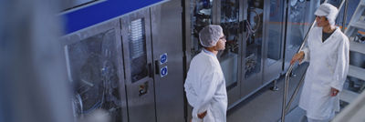 Operators and filling machine