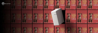 Pet food in Tetra Recart carton packages, white c arton standing out