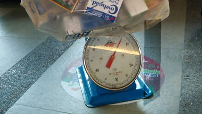 Weighing of cartons collected